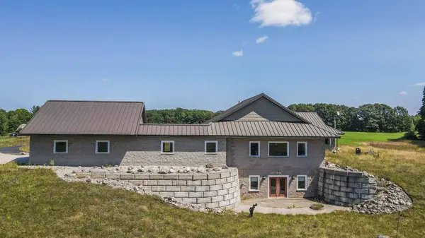 11425 Kerry Road, Brethren, MI 49619