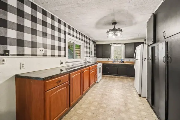 263 10th Street, Manistee, MI 49660