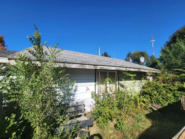 1735 Maywood Avenue, Manistee, MI 49660