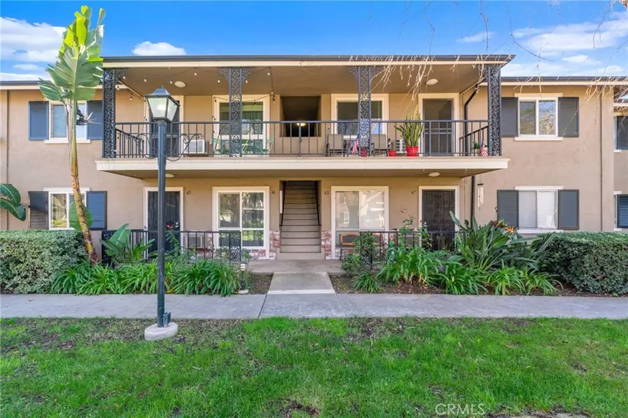 660 S Glassell St #48, Orange, CA 92866-3001