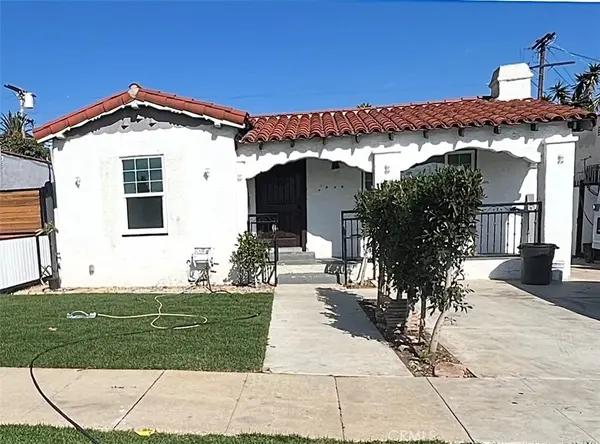 715 W 104th St, Los Angeles, CA 90044-4405