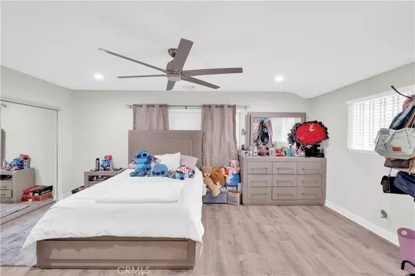 Sylmar, CA 91342-3009,13441 Fenton Ave