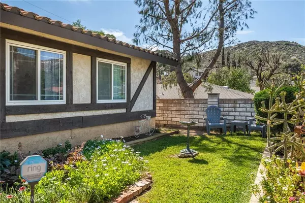 6560 Avenue De Palma, Jurupa Valley, CA 92509