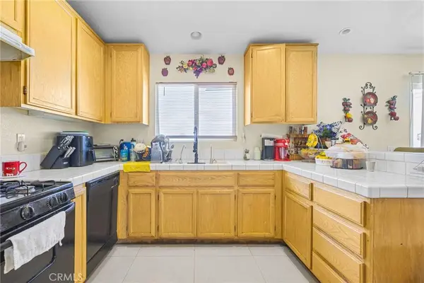 10348 Mendicino RD, Adelanto, CA 92301