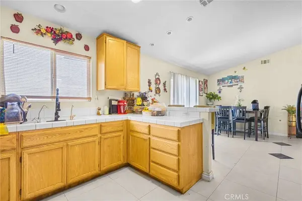 10348 Mendicino RD, Adelanto, CA 92301