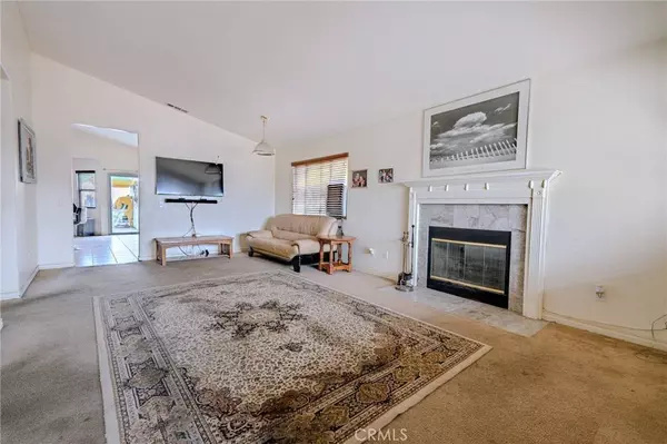 14403 Caroline ST, Adelanto, CA 92301