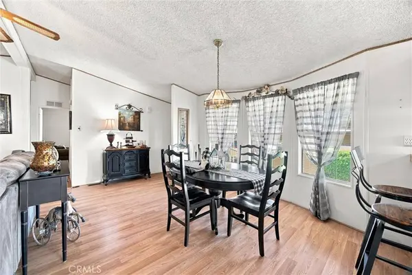 126 Set, Bakersfield, CA 93308