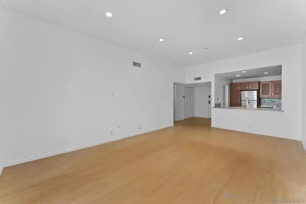 3955 Faircross Pl #78, San Diego, CA 92115