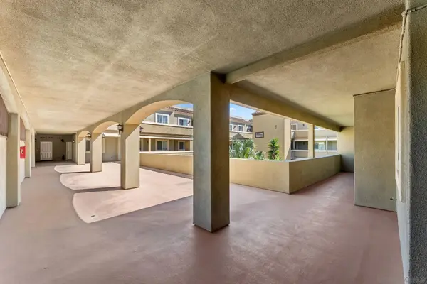 1100 Civic Center Dr #C25, Oceanside, CA 92054