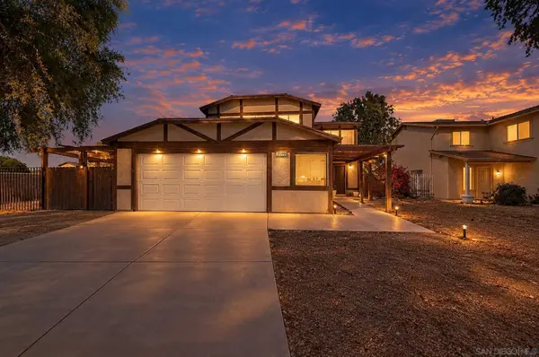 2590 W Elm