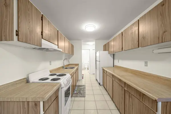 8391 Bennett RD #312, Richmond, BC V6Y 1N4