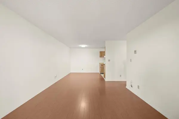 8391 Bennett RD #312, Richmond, BC V6Y 1N4