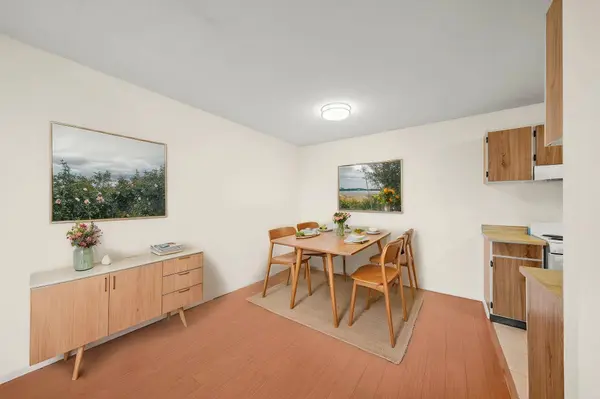 8391 Bennett RD #312, Richmond, BC V6Y 1N4