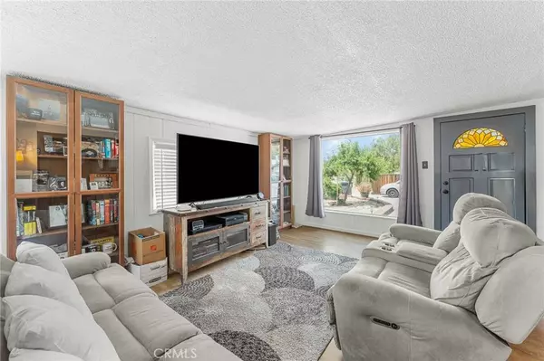 40795 Crest DR, Hemet, CA 92544