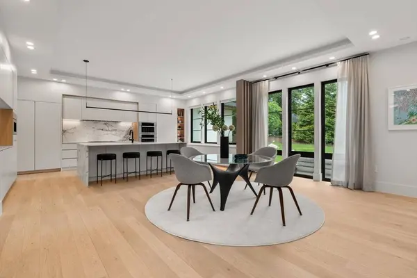9 Bellevue Road, Wellesley, MA 02481
