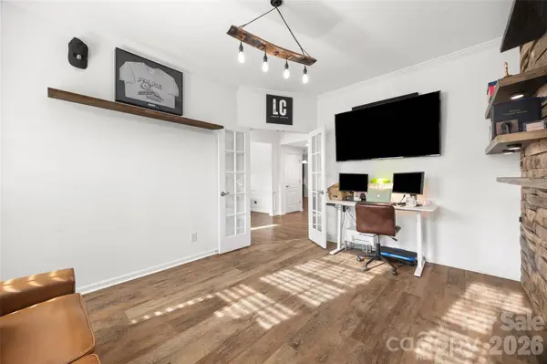 15125 Luna DR, Charlotte, NC 28278