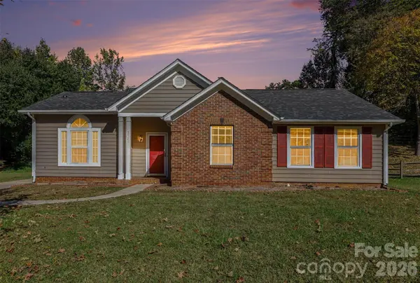 5929 Old Meadow RD, Charlotte, NC 28227