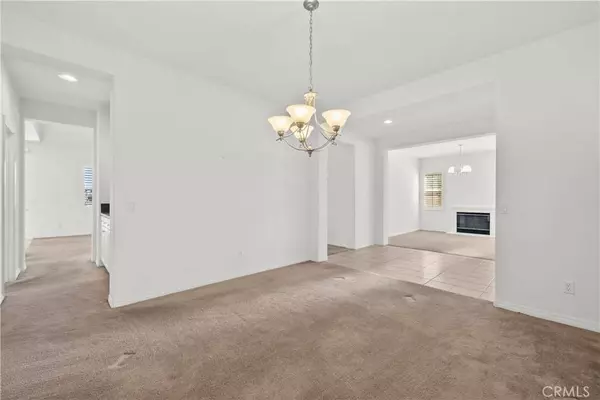 28538 Redwood Canyon PL, Saugus, CA 91390