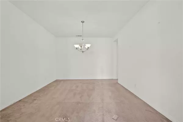 28538 Redwood Canyon PL, Saugus, CA 91390