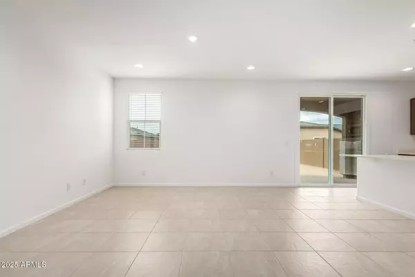Queen Creek, AZ 85142-0514,20912 S 231st Way