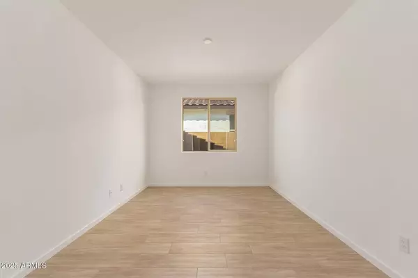 5015 W Hardtack Trl, Laveen, AZ 85339-1189