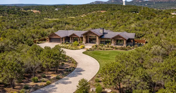 1729 Whispering Hills Dr, Canyon Lake, TX 78133-6983