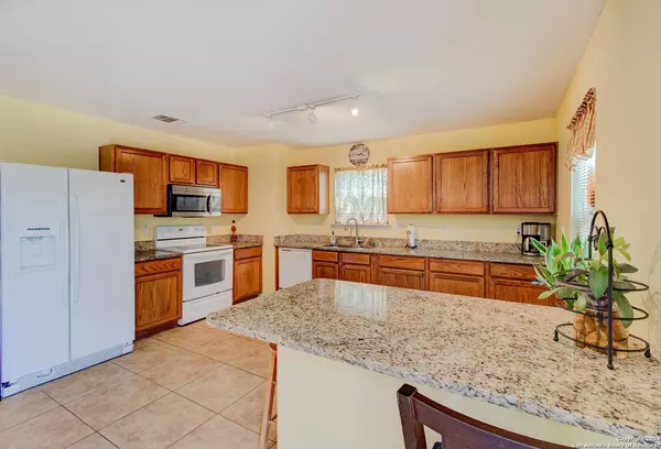 7411 Copper Cove, Converse, TX 78109