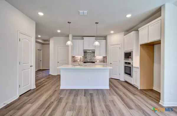 1840 Heritage Maples, New Braunfels, TX 78132