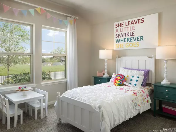 914 Earp Blvd, San Antonio, TX 78260