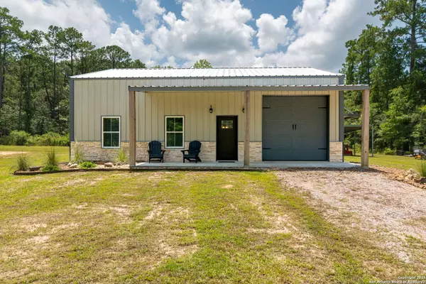 6340 boulware hudspeth, Zavalla, TX 75980