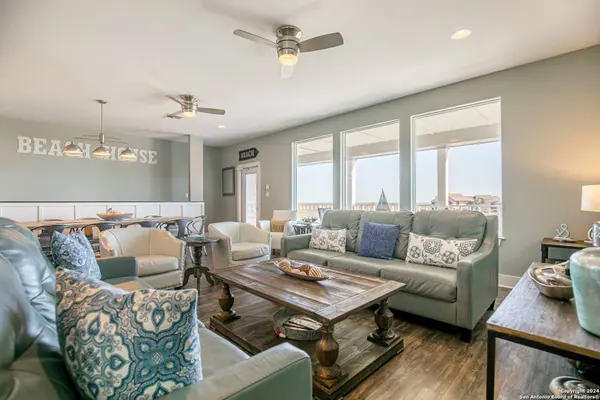 162 La Concha Blvd Unit#7, Port Aransas, TX 78373