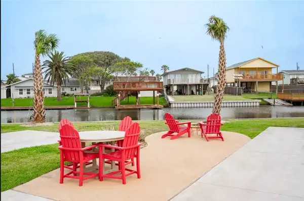 101 Caribbean Dr Unit #6, Corpus Christi, TX 78418