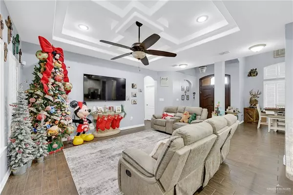 107 Nazareth ST, Rio Grande City, TX 78582