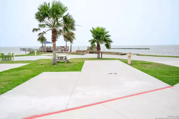 101 Caribbean Dr Unit 33, Corpus Christi, TX 78418