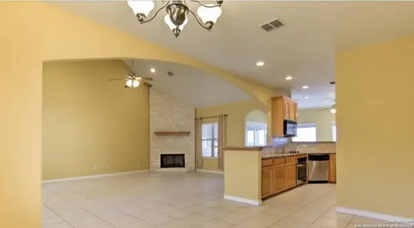 1748 Fm 3424, Canyon Lake, TX 78133