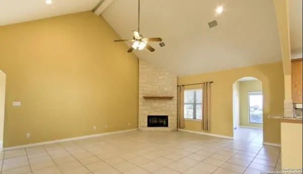 1748 Fm 3424, Canyon Lake, TX 78133