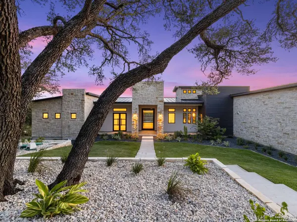 2018 Paradise Pkwy, Canyon Lake, TX 78133