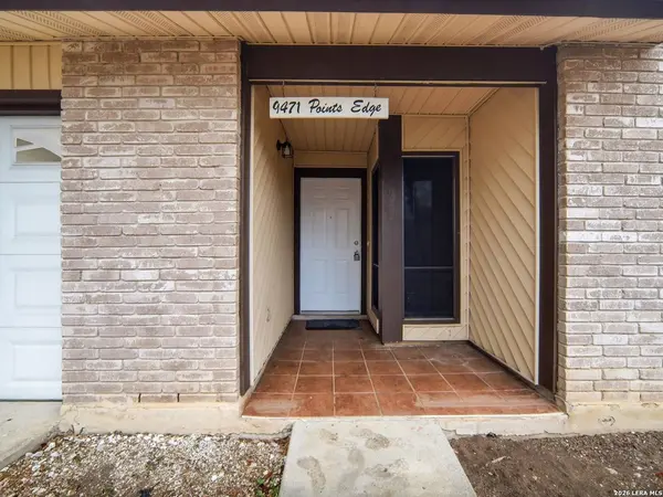9471 Points Edge, San Antonio, TX 78250