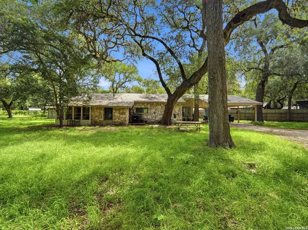 19214 Grey Forest, Helotes, TX 78023