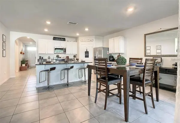 507 AUTUMN STREAM DR, Auburndale, FL 33823