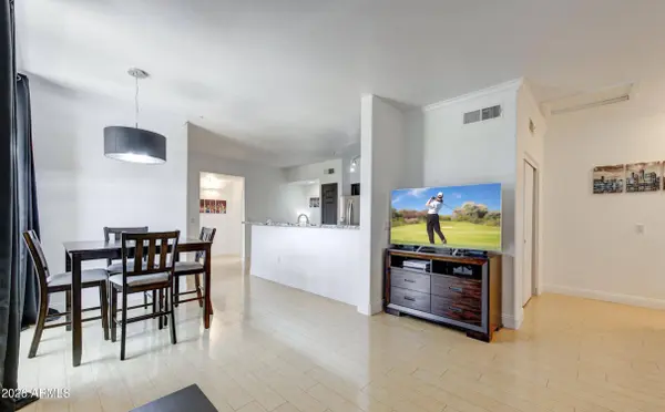 19777 N 76TH Street #2210, Scottsdale, AZ 85255