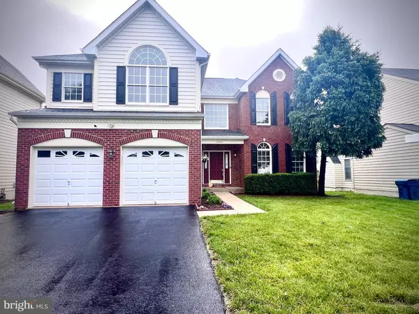 25487 DABNER DR, Chantilly, VA 20152