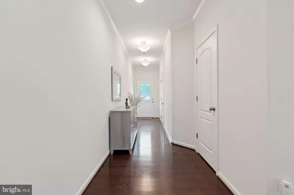 42533 BENFOLD SQ, Brambleton, VA 20148