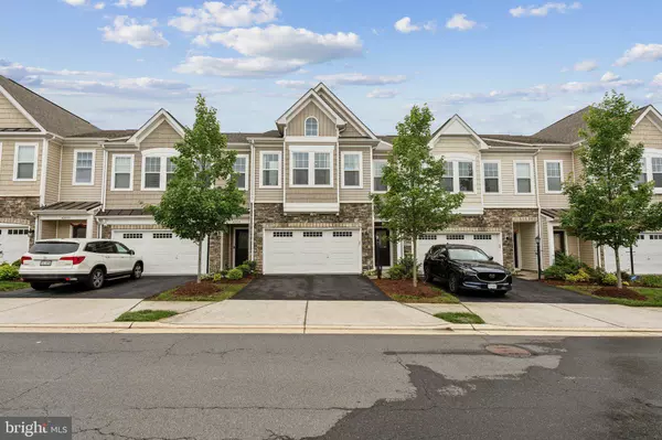 42533 BENFOLD SQ, Brambleton, VA 20148