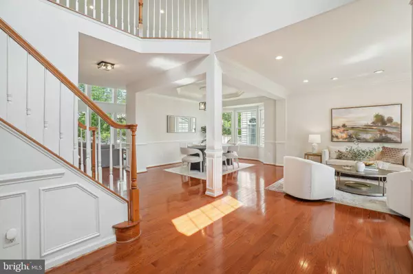 25487 DABNER DR, Chantilly, VA 20152