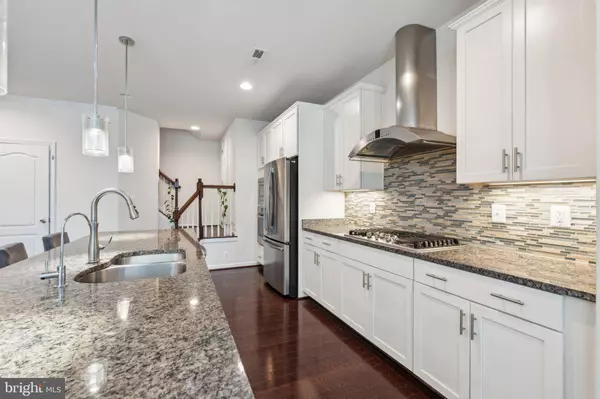 42533 BENFOLD SQ, Brambleton, VA 20148