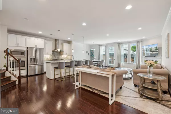 42533 BENFOLD SQ, Brambleton, VA 20148