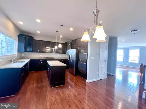 1542 KINNAIRD NE, Leesburg, VA 20176