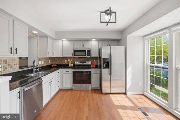 6508 SHARPS DR, Centreville, VA 20121