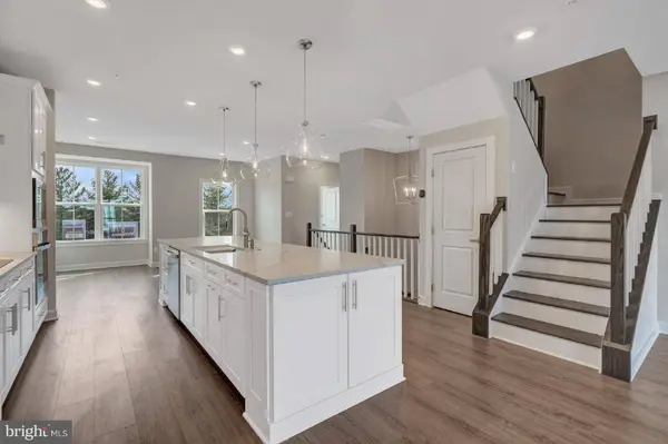 43769 METRO TER, Ashburn, VA 20147
